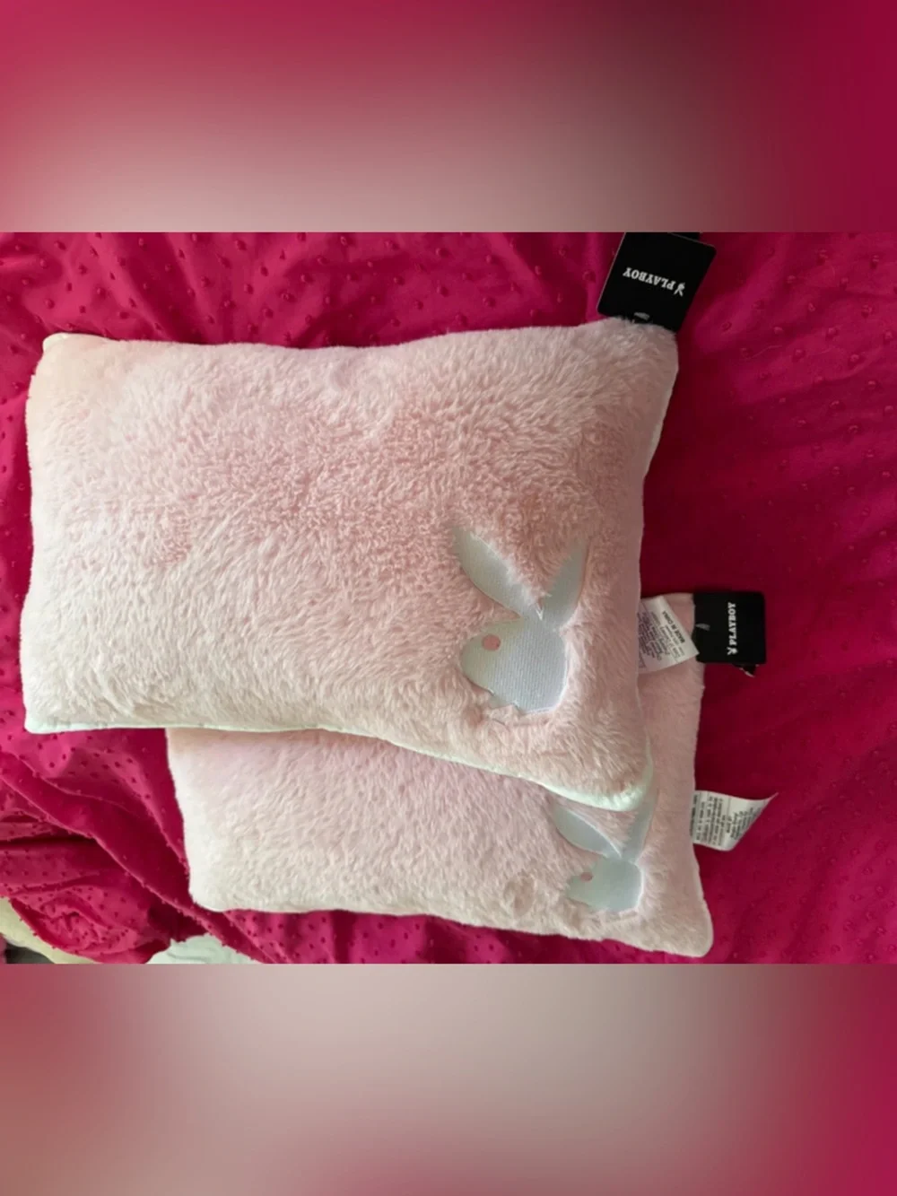 🐰 NWT PLAYBOY 🩷 Pink & White Heart and Playboy Bunny Pillow Pair